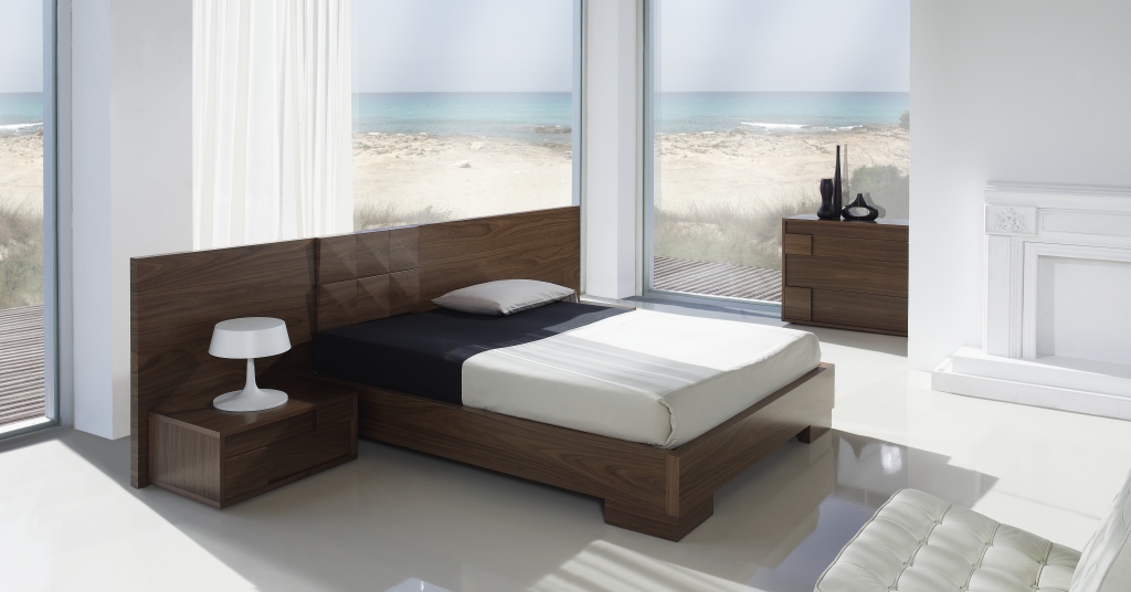 Outstanding Modern Bedroom Furniture Italy 1024 x 536 · 160 kB · jpeg